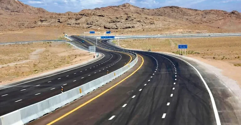 وعده افتتاح آزادراه ارومیه–تبریز به کجا رسید؟ / ۱۴ سال چشم‌انتظاری مردم دو استان